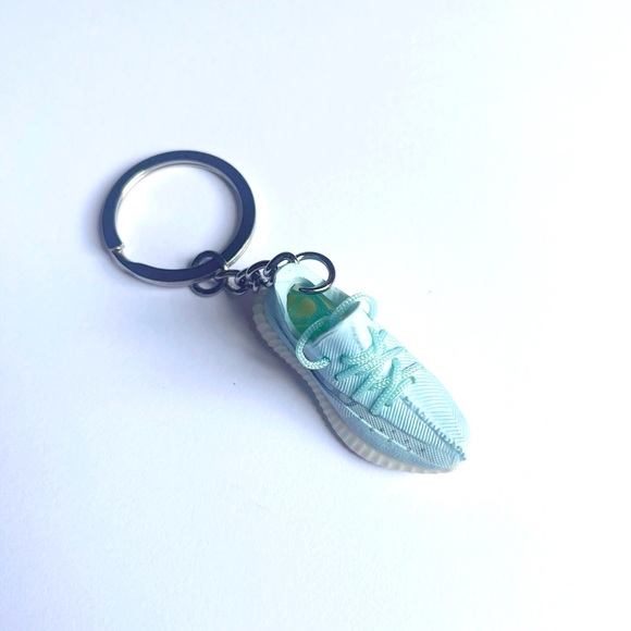 Mini shoe keychain. Listing is for ONE keychain pictured. - Picture 2 of 3